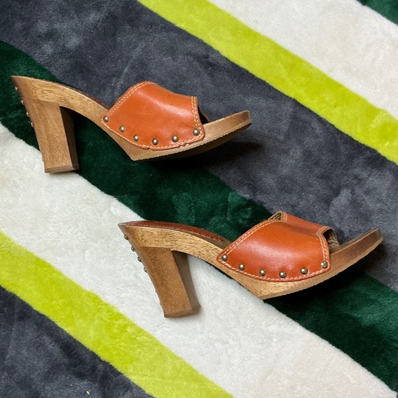 BONGO Women's Orange Leather Mules Size 7 - Picture 7 of 13